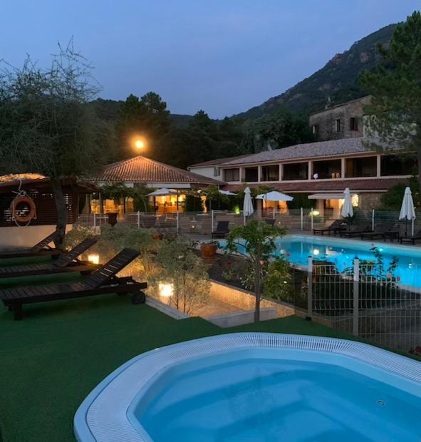 Domaine De L'Oriu Hotel Serriera  Bagian luar foto