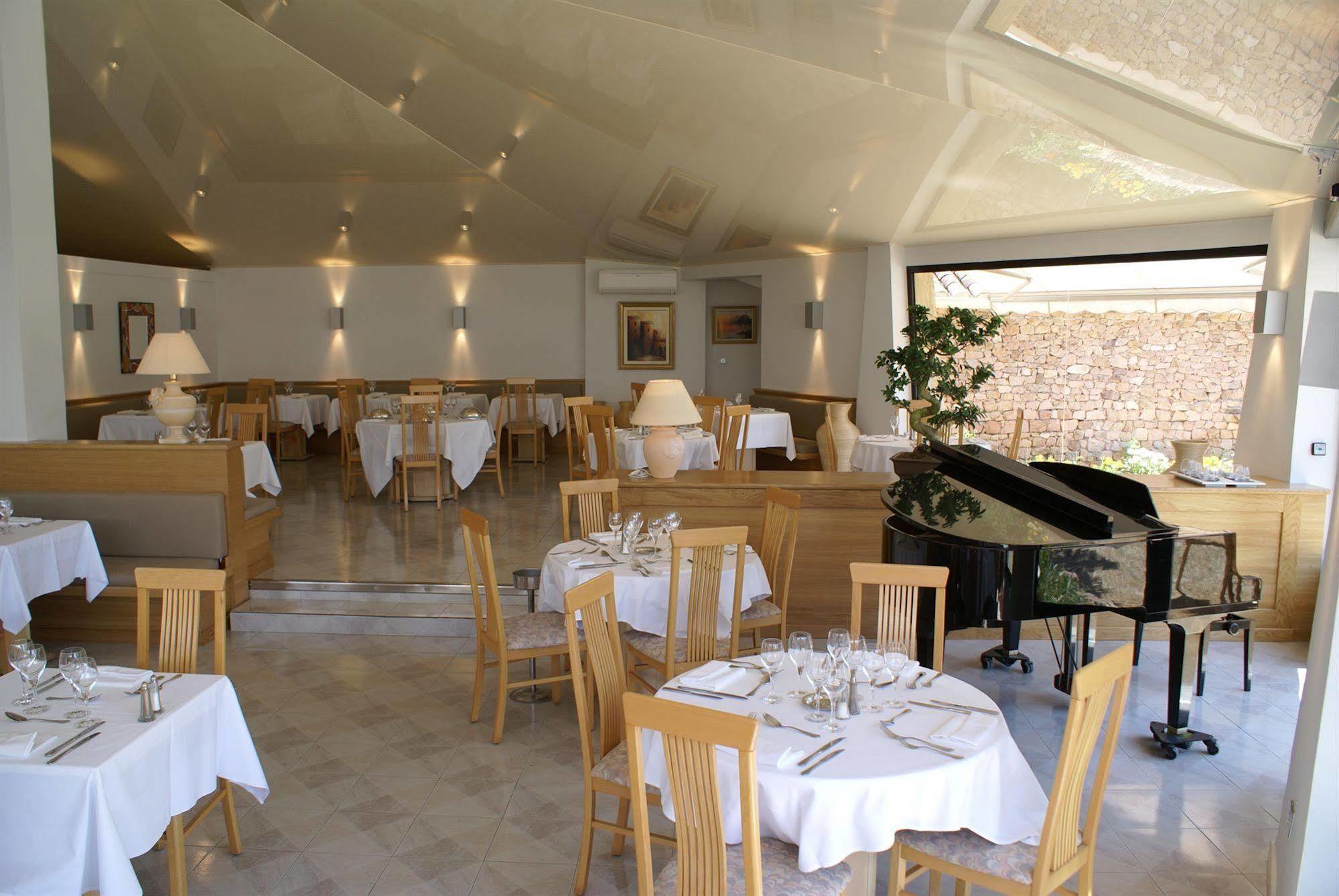 Domaine De L'Oriu Hotel Serriera  Bagian luar foto