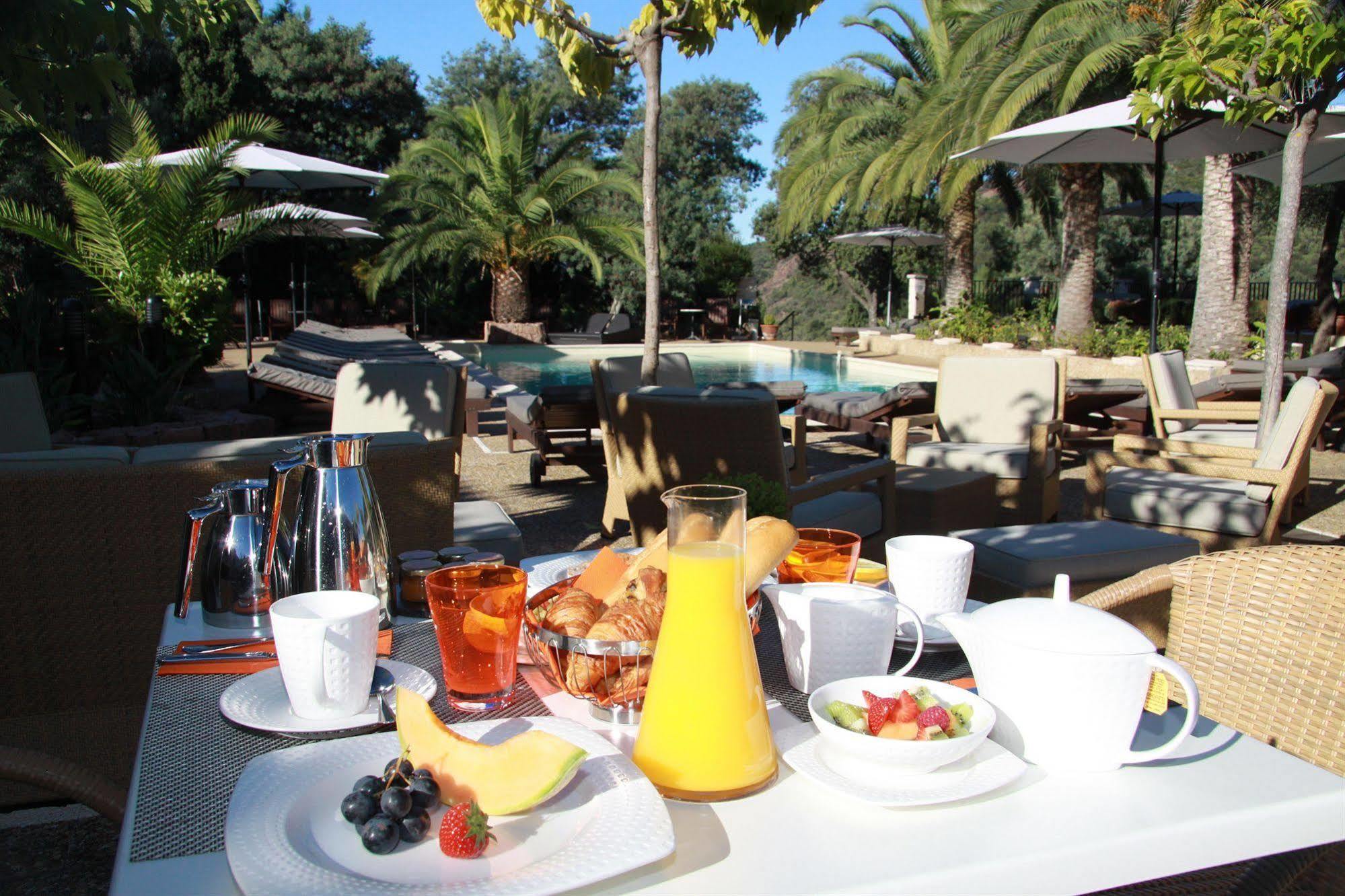 Domaine De L'Oriu Hotel Serriera  Bagian luar foto